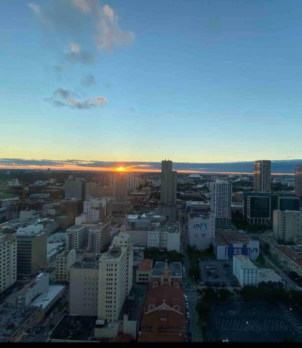 Apartamento Luxury Loft In The Heart Of Downtown Miami. *